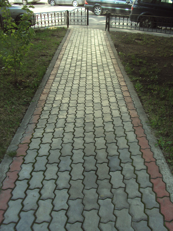 Мощение дорожек с укладкой на готовое основание