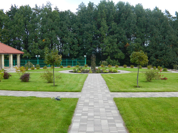 Мощение дорожек с укладкой на готовое основание